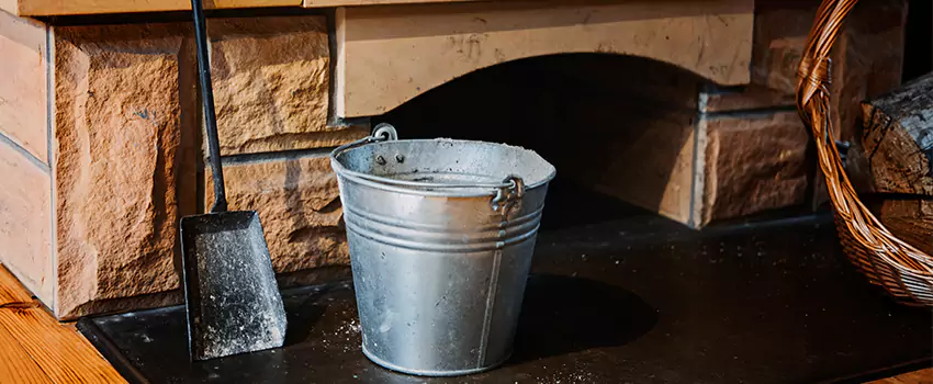 Clean The Fireplace Mantle And Hearth in Franklin Park, Illinois